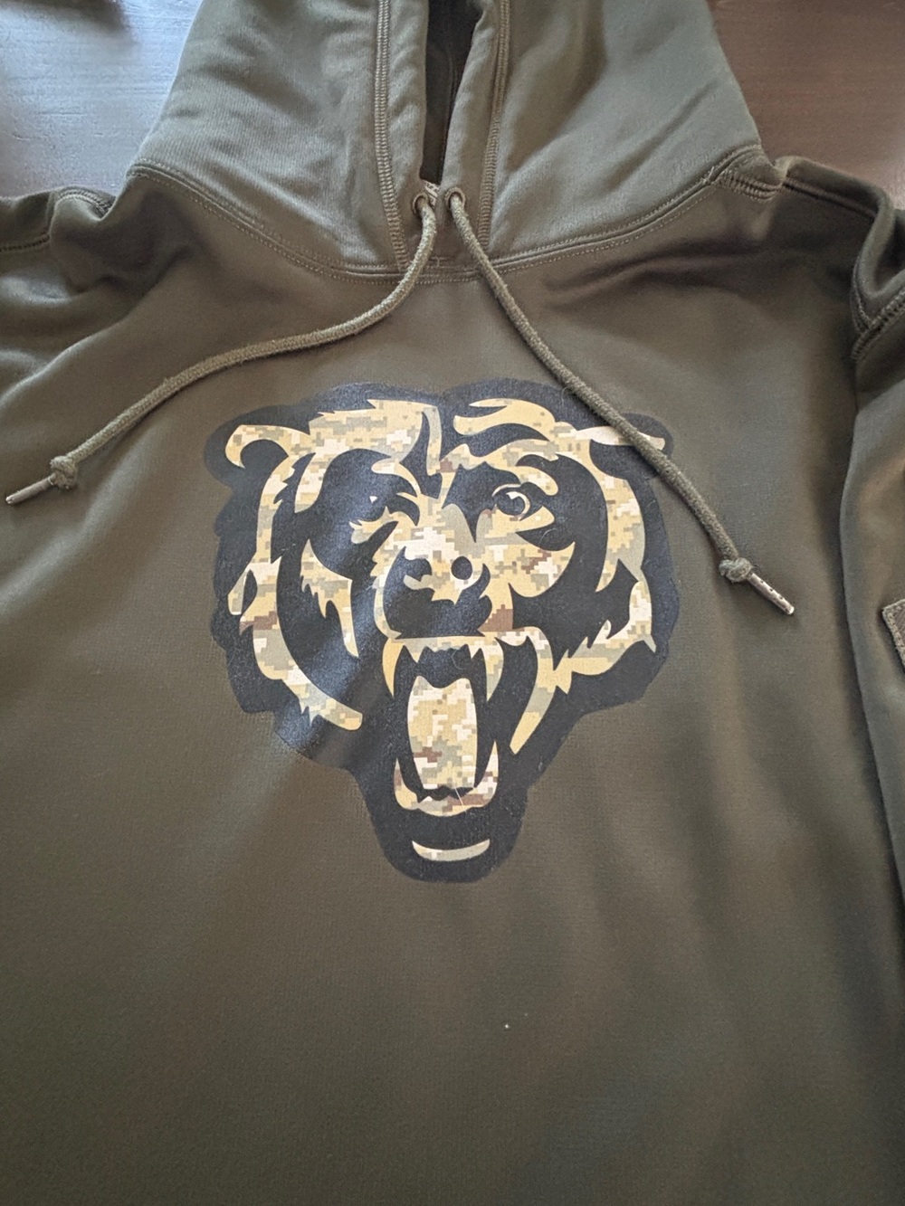 Nike Men’s Olive Green Chicago Bears Salute to Service Hoodie XL - Picture 2 of 6